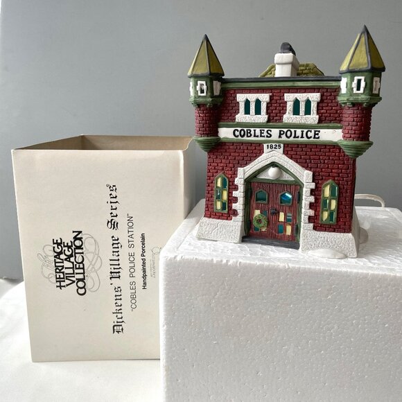 Dept 56 Cobles Police Station Lighten Dickens Village Series Heritage Collection - Picture 1 of 15